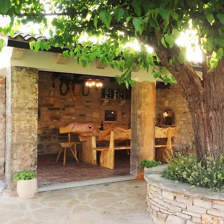 House Murva Rakalj
